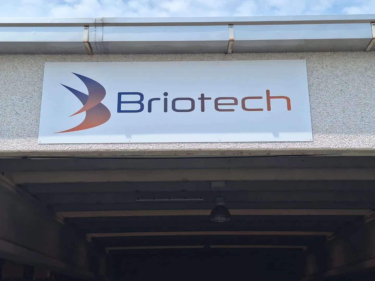 pubblicità e insegne azienda