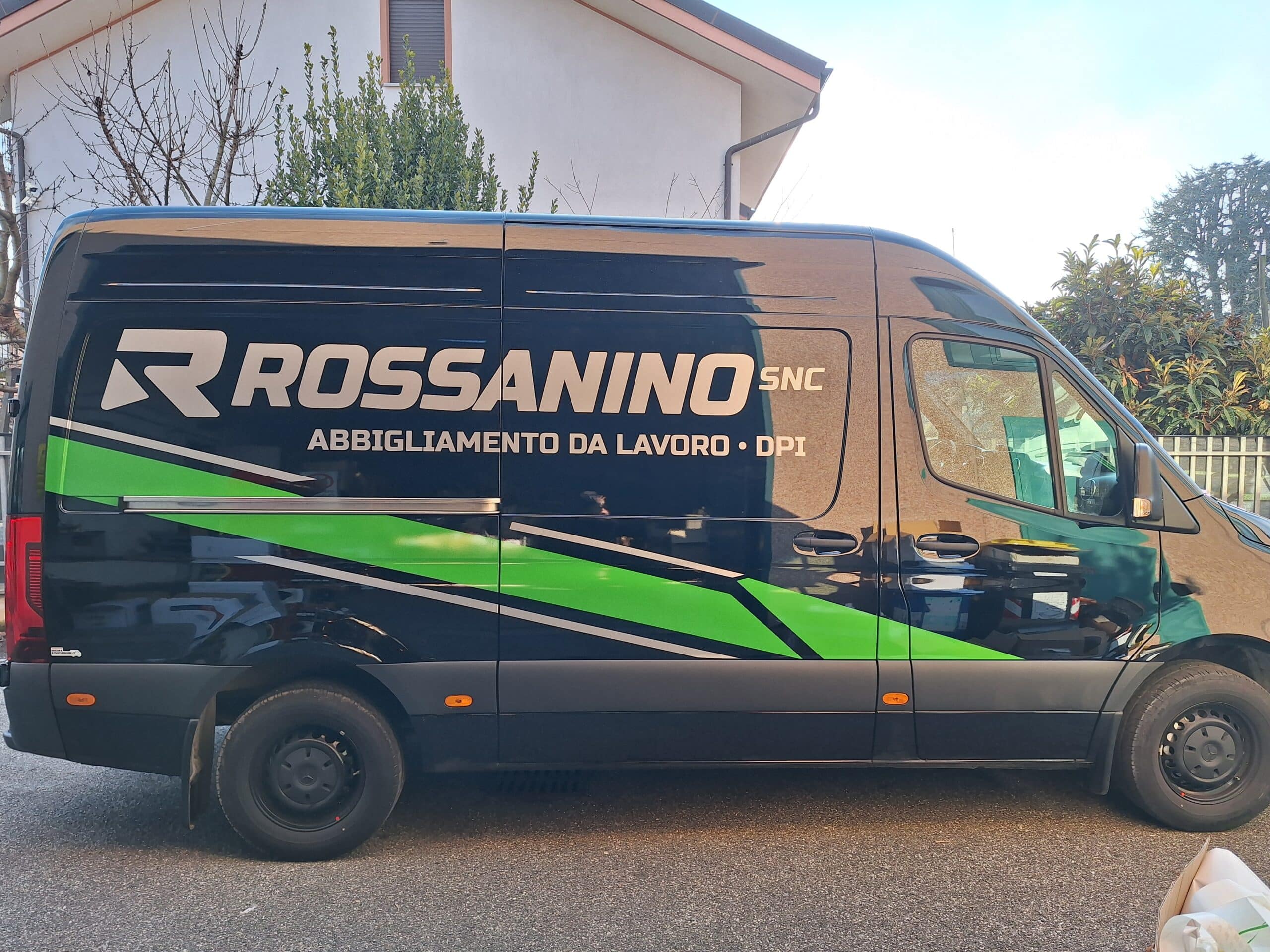 decorazione-automezzi-adesivi-furgone